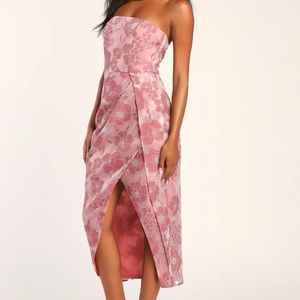 Lulu’s Dreamy Vision Mauve Floral Burnout Jacquard Strapless Dress FLAWED
